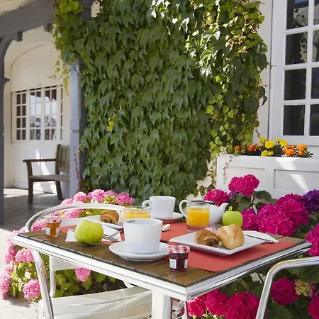 Bellevue Hotel 2*